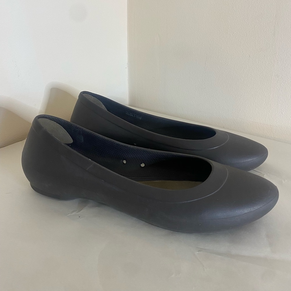 Crocs flats women's size 11 brown, comfort ballet flat shoes